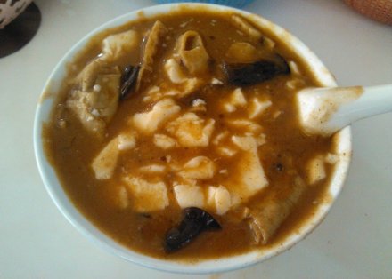 南顺城街(近郑州三院)公交/驾车 这碗是胡辣汤和豆腐脑的"两掺",也是