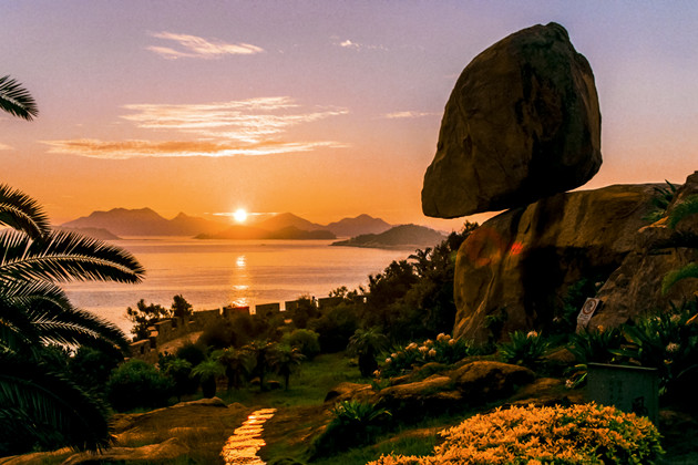 东门屿       风动石景区是东山岛最为人知的景区之一