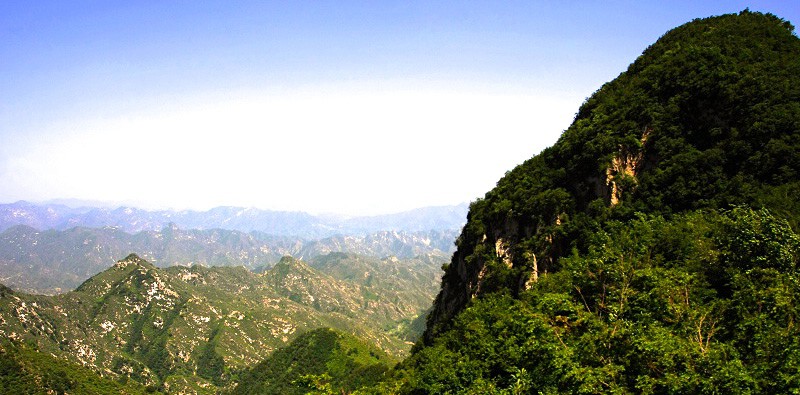 平山有多少人口_平山湖大峡谷图片