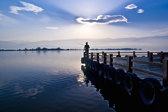 西昌邛海人口_西昌邛海图片