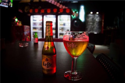 与童年重逢 为往事干杯