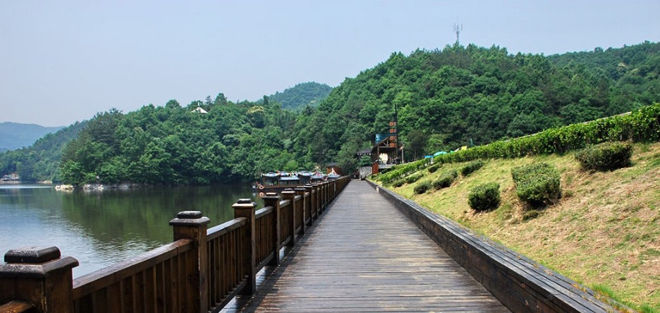 亞洲 中國 湖北 武漢 木蘭天池 黃陂八景尋古2日遊 2天 04月07日-04